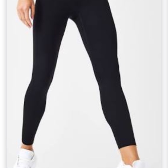 ♦️Spanx FLASH SALE High Waist Black Leggings - Picture 2 of 2